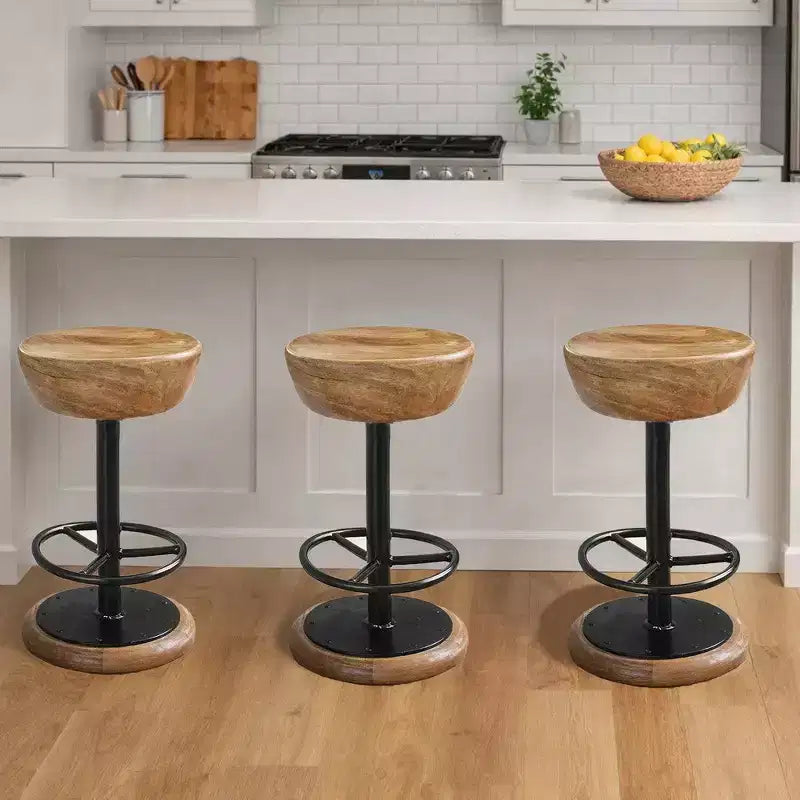Tabouret de bar rustique pivotant de 24 pouces, assise ronde en bois de manguier fabriquée à la main, base en fer noir avec repose-pieds