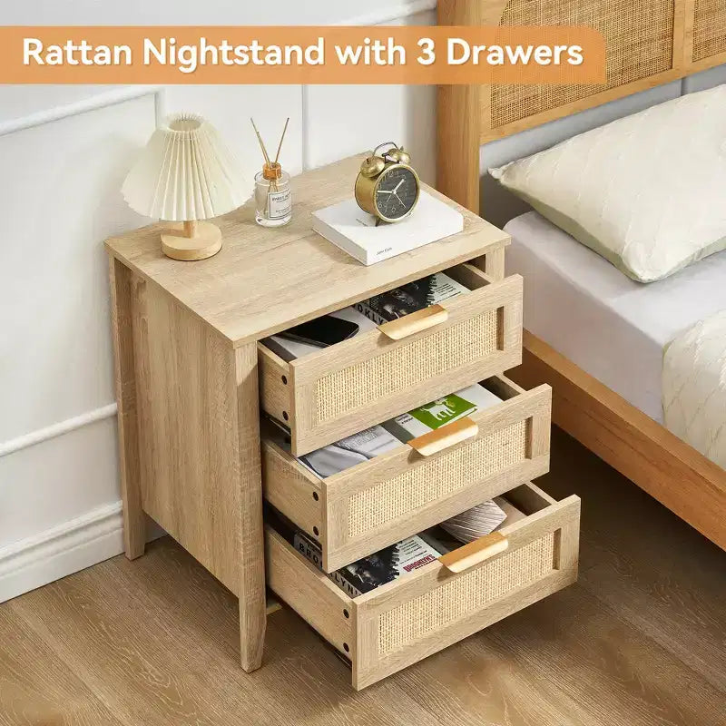 Commode en bois à 3 tiroirs, table de chevet en rotin, poignées en métal et pieds en bois massif pour chambre, salon, entrée