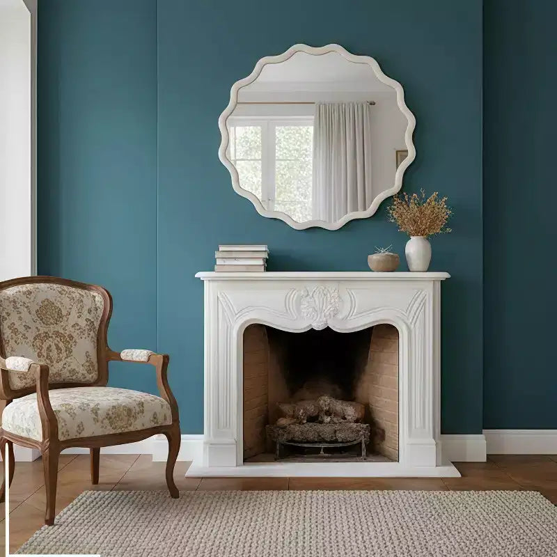 Miroir mural rond blanc ondulé de 30 pouces avec cadre en bois massif pour coiffeuse de salle de bain, miroir décoratif en bois de ferme pour la maison